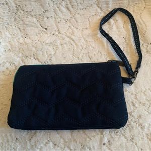 NWOT Thirty-One Wristlet Wallet Jed Green Zippered w/Chevron Design ✨